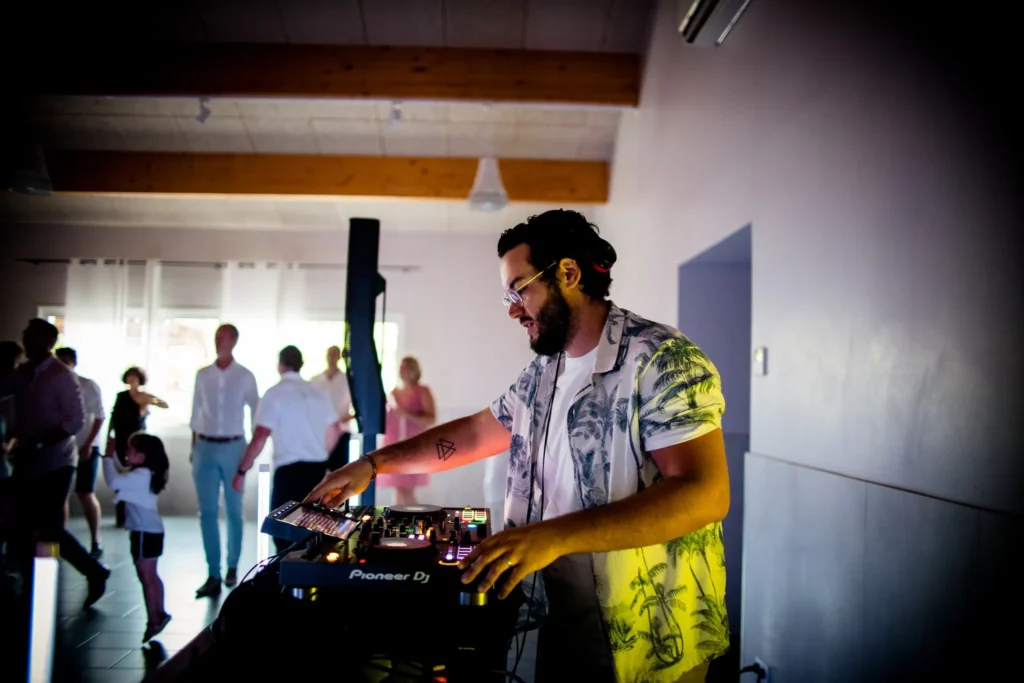 DJ mariage, Christophe Casado déplacement sur toute l'Occitanie.